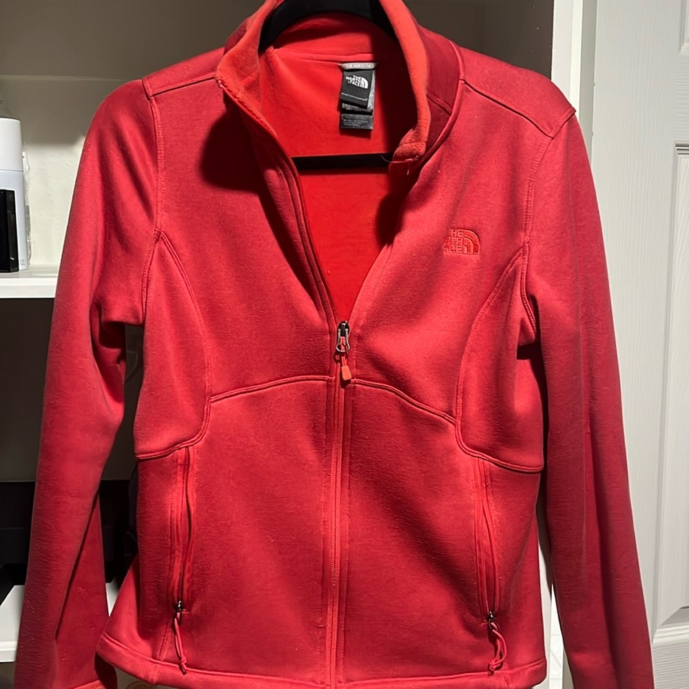 North face sweater
